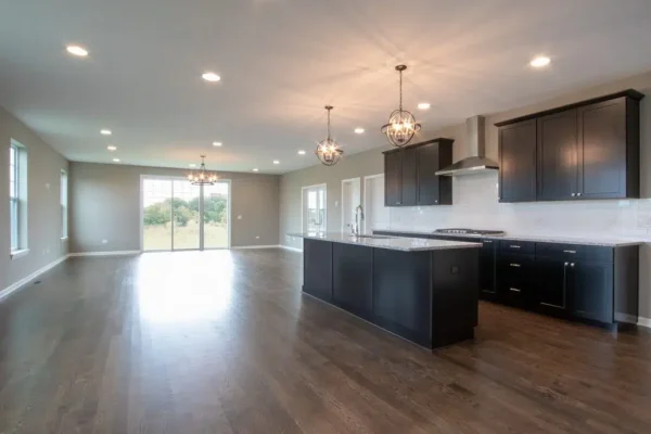 136 Roman Lane 3